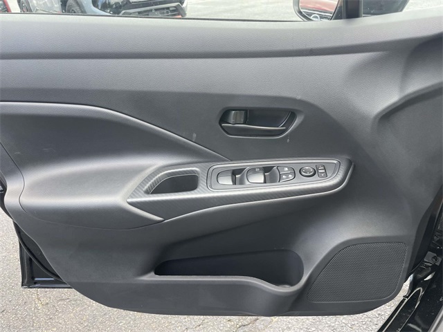 2025 Nissan Versa 1.6 S photo 21
