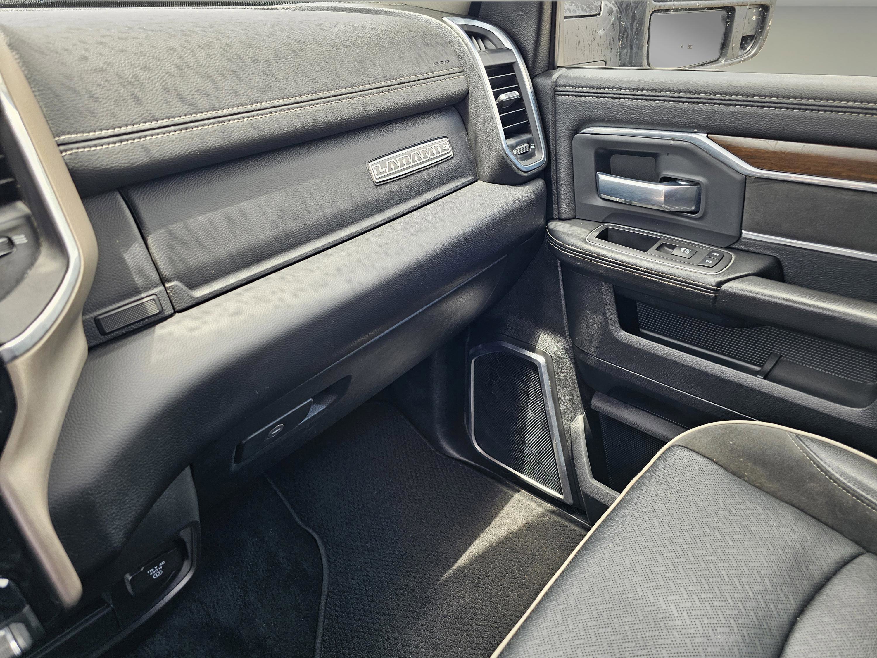 2024 Ram 2500 Laramie photo 24