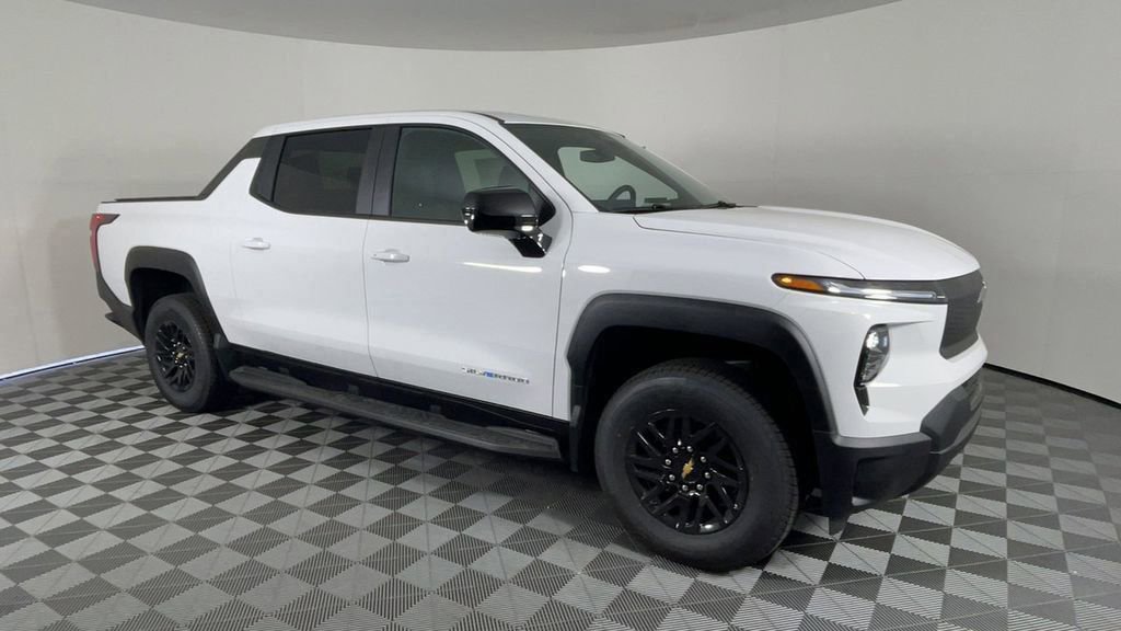 2024 Chevrolet Silverado EV Work Truck photo 4