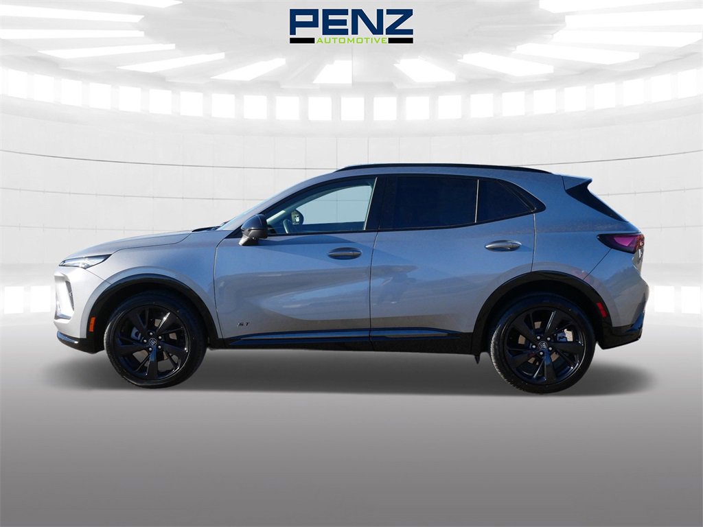 2025 Buick Envision Sport Touring photo 2