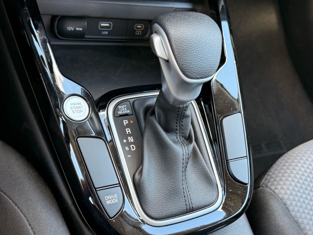 2023 Kia Soul S photo 18