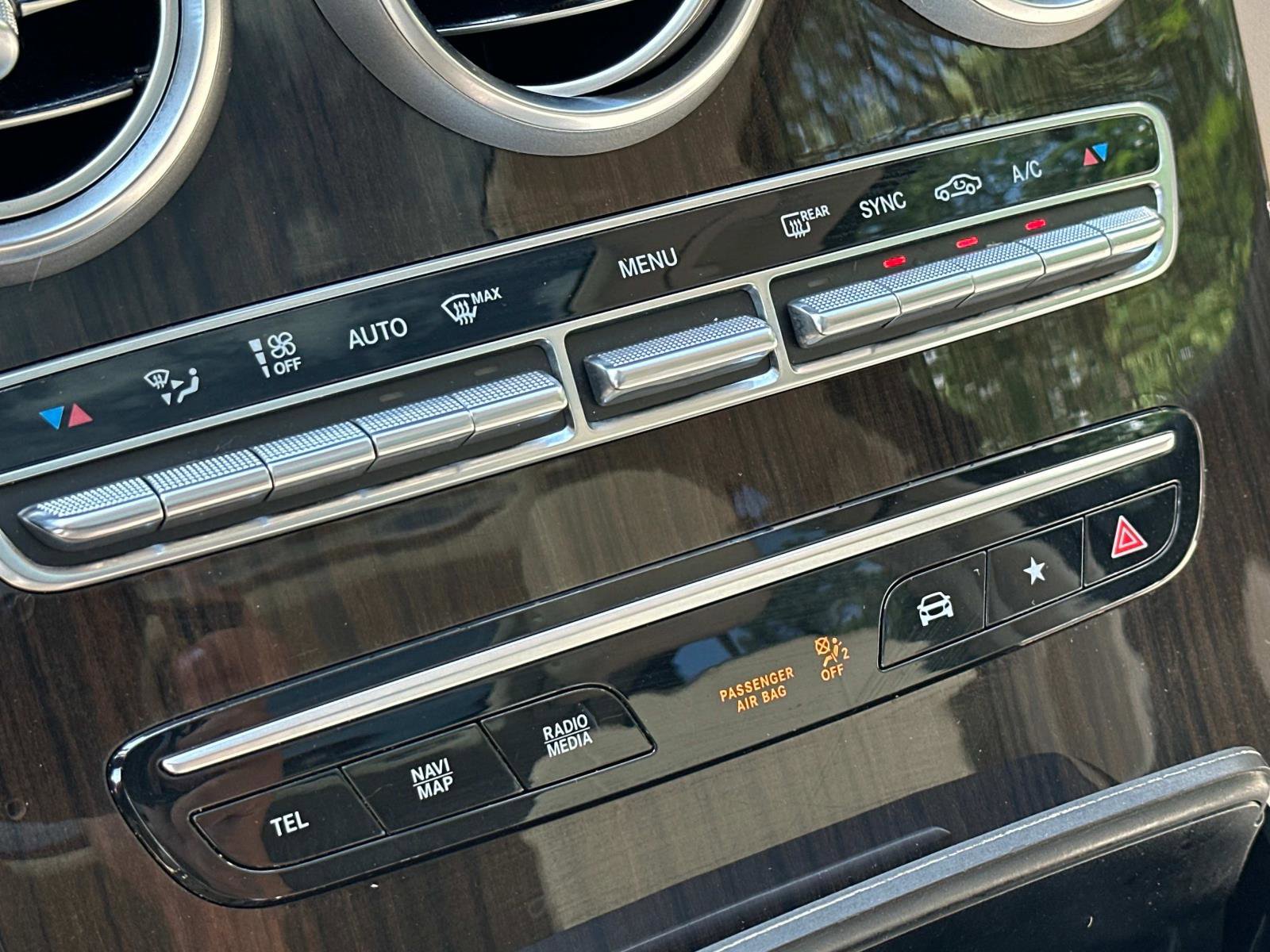 2022 Mercedes Benz GLC 300 4MATIC photo 24