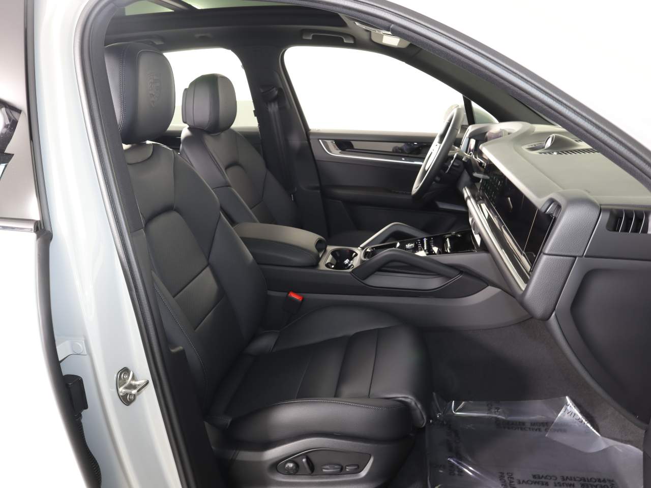 2025 Porsche Cayenne E-Hybrid photo 19