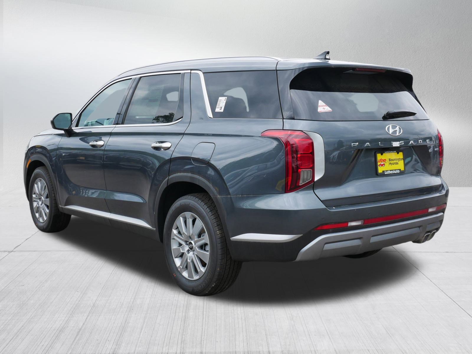2025 Hyundai Palisade SEL photo 3