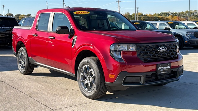 2025 Ford Maverick XLT's photo