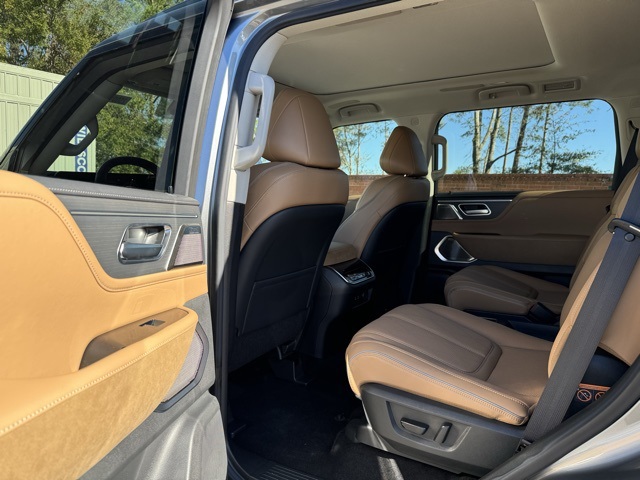 2025 Infiniti QX80 Sensory photo 14