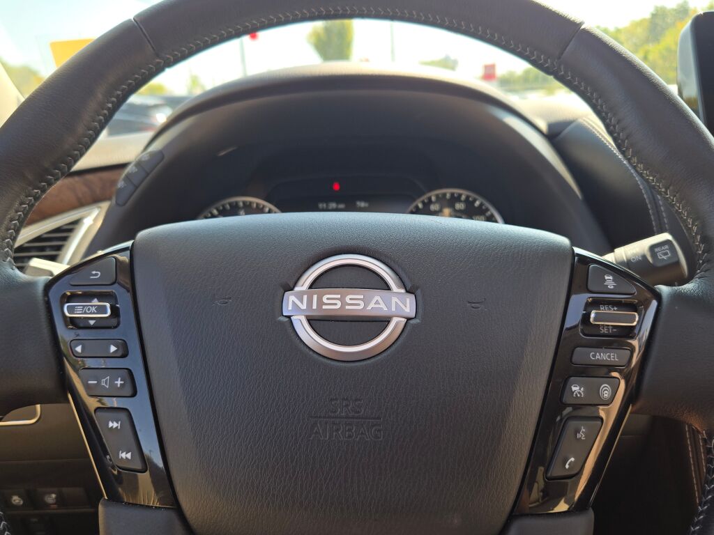 2024 Nissan Armada SL photo 30