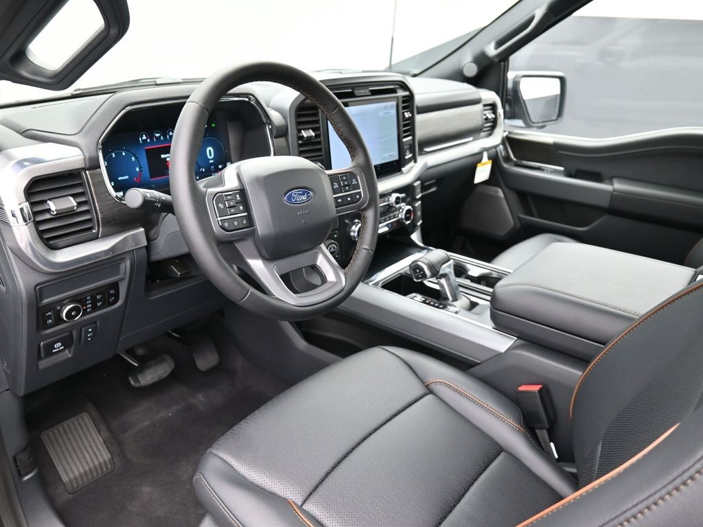 2025 Ford F-150 Lariat photo 11