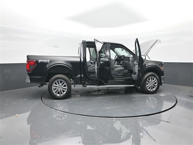 2025 Ford F-150 XLT photo 29