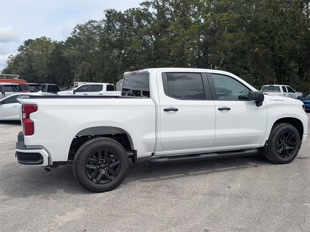 2026 Chevrolet Silverado 1500 Custom photo 2