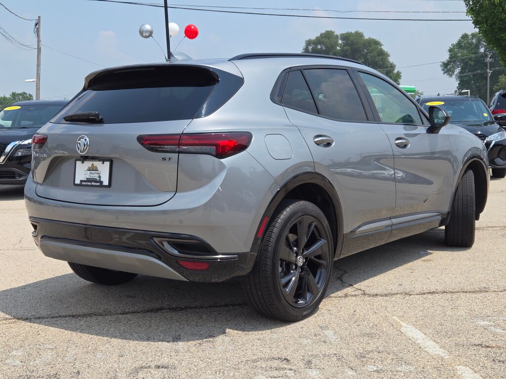 2023 Buick Envision Essence photo 11