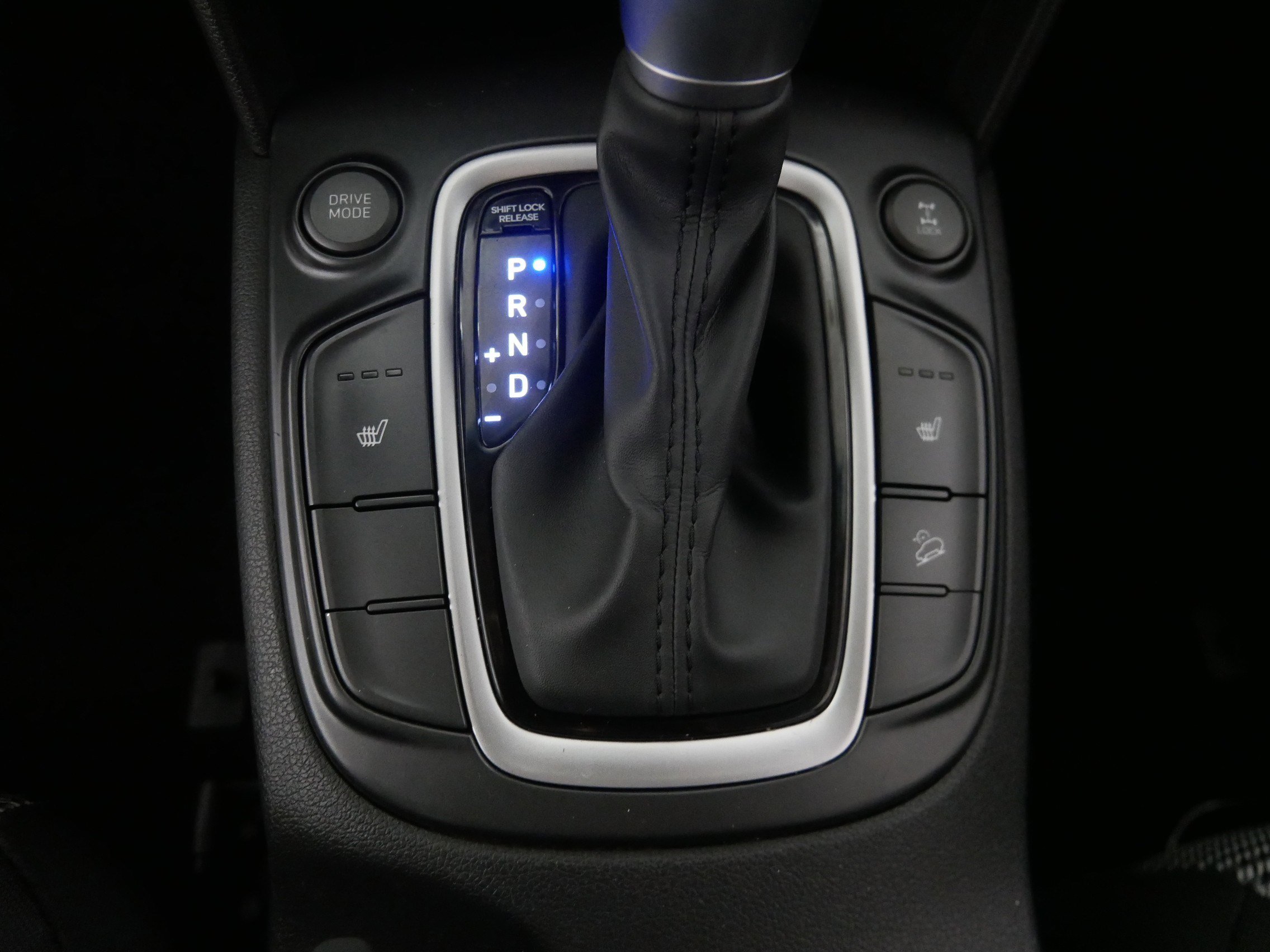2019 Hyundai Kona SEL photo 29