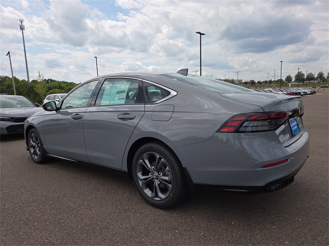 2025 Honda Accord Hybrid EX-L photo 3