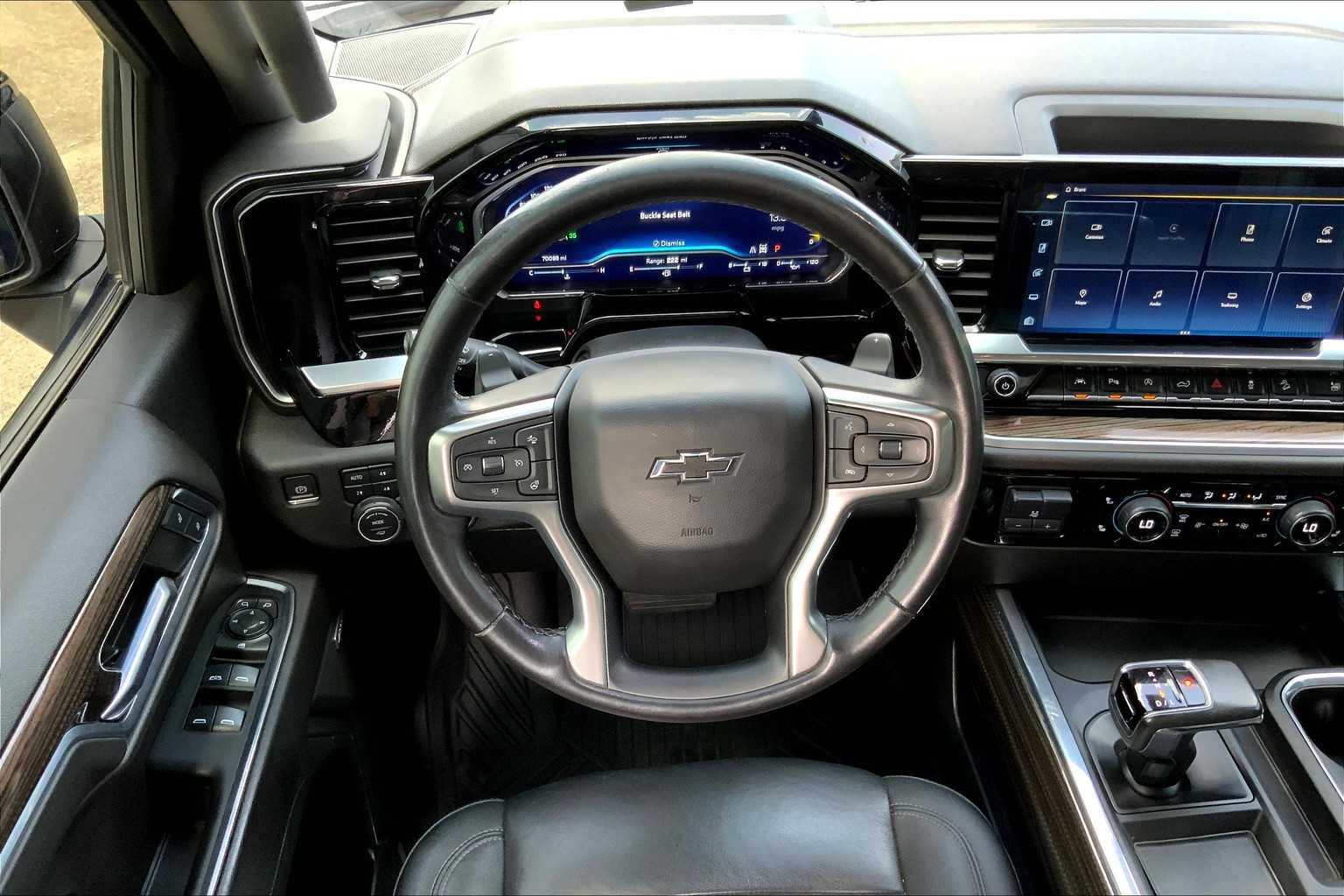 2022 Chevrolet Silverado 1500 RST photo 5