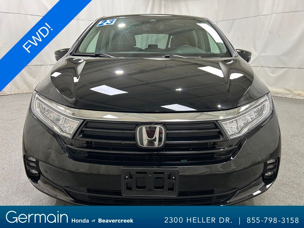 2023 Honda Odyssey Elite photo 2