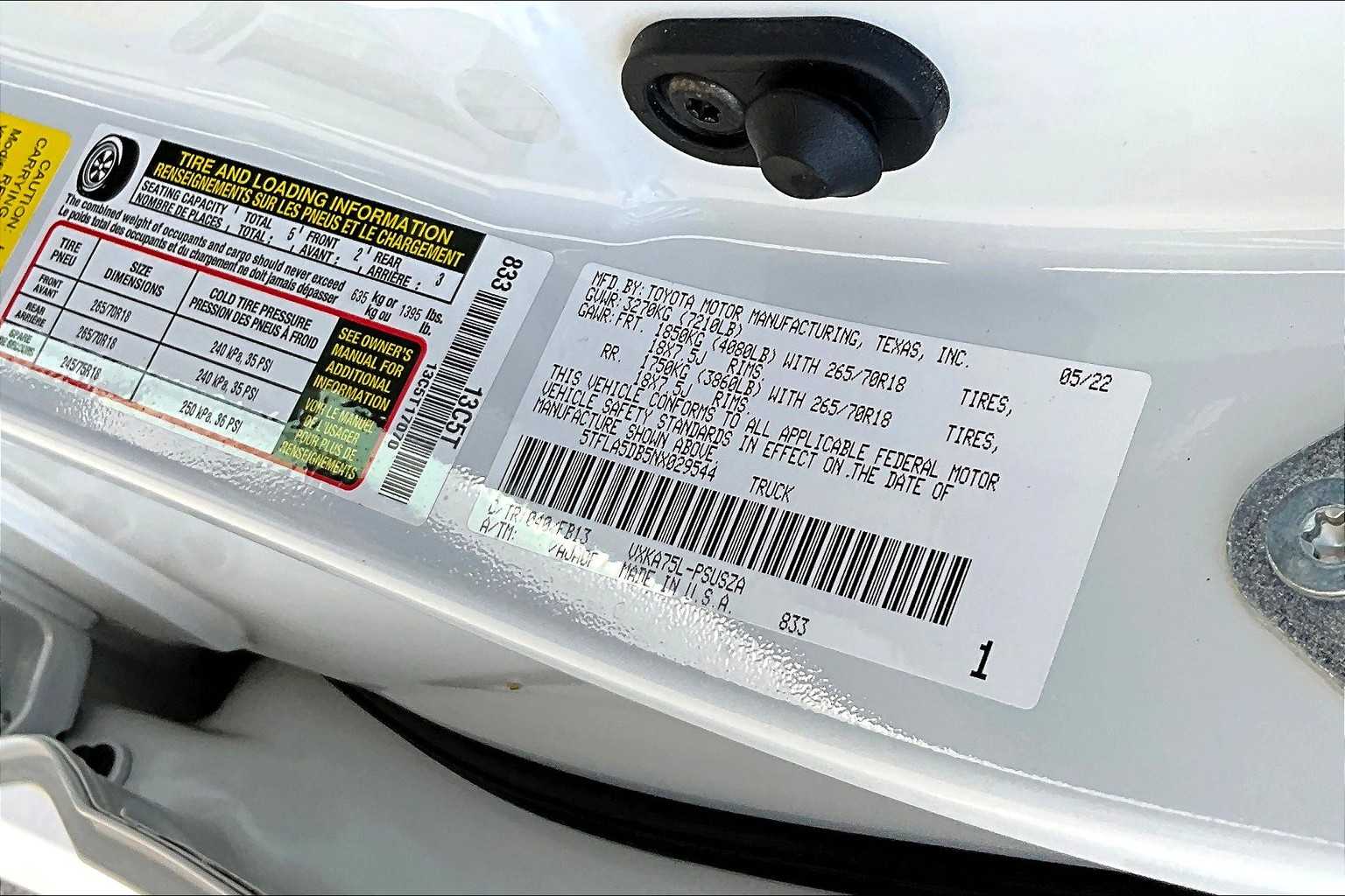 2022 Toyota Tundra SR5 photo 35