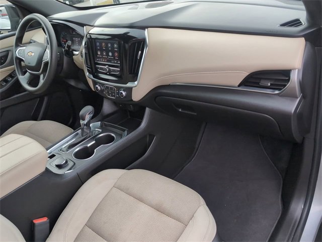2023 Chevrolet Traverse LS photo 17
