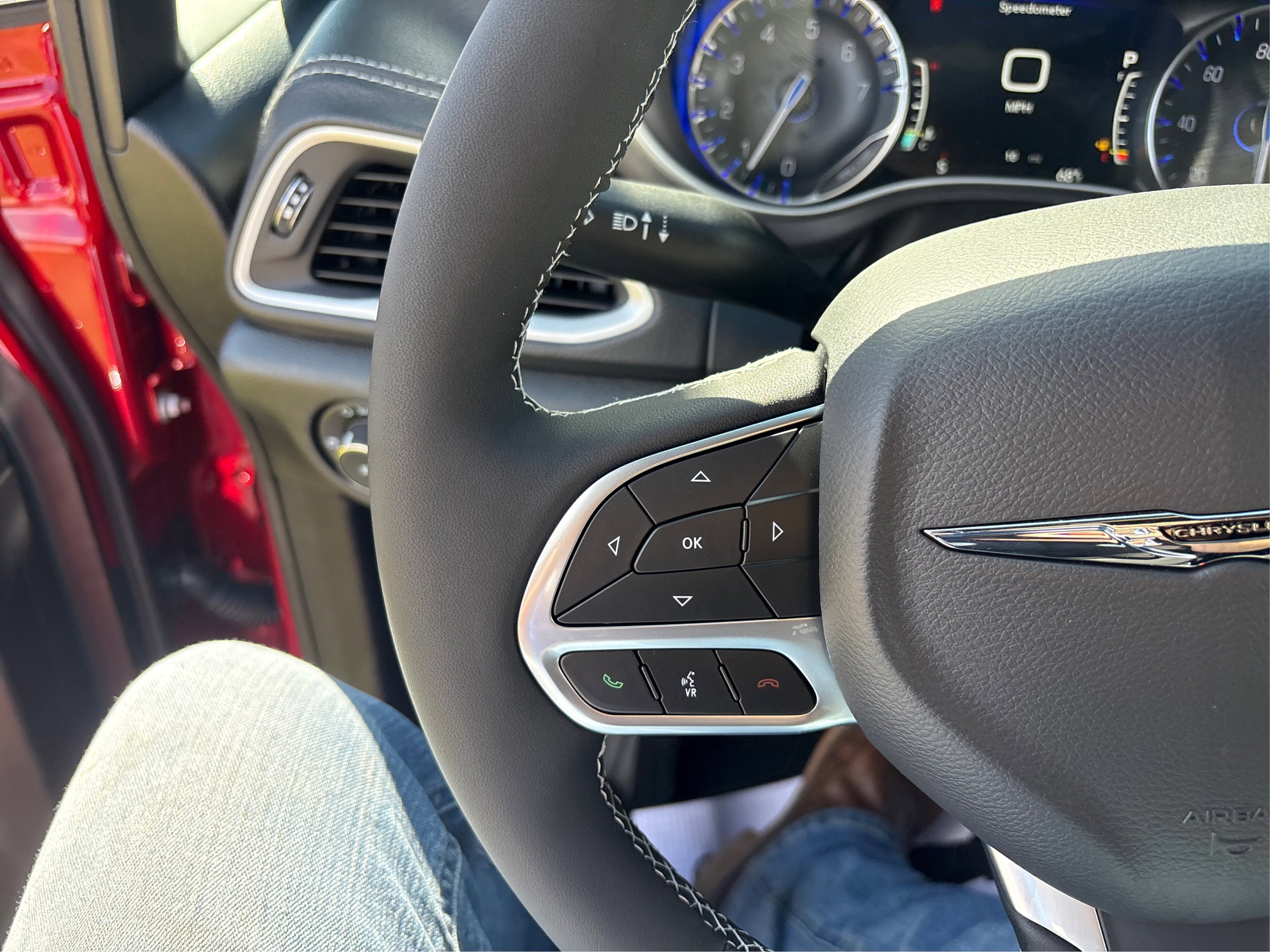 2026 Chrysler Pacifica photo 19