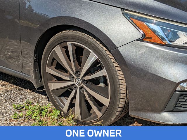 2019 Nissan Altima 2.5 SR photo 5