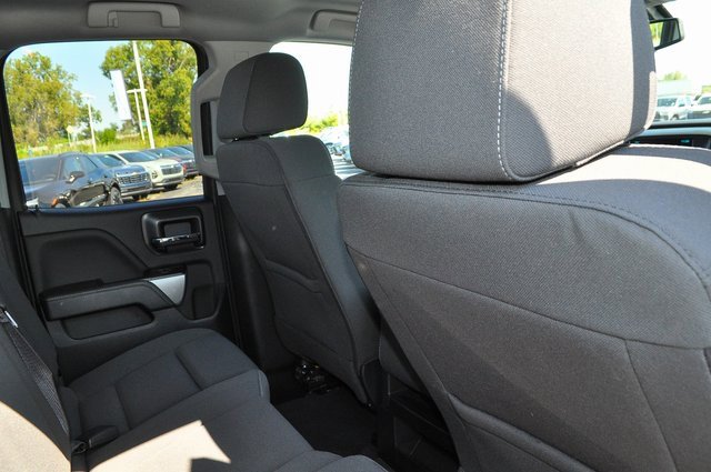 2019 Chevrolet Silverado LT photo 23