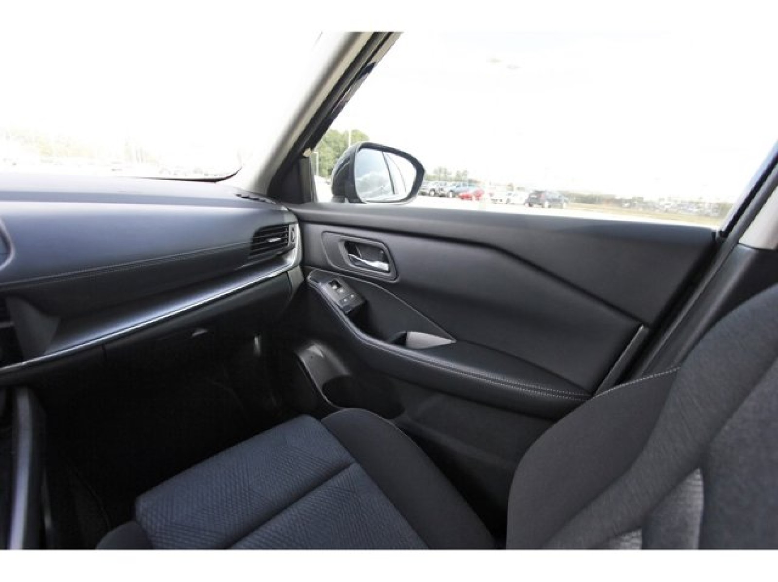 2025 Nissan Rogue SV Black at Robbins Nissan