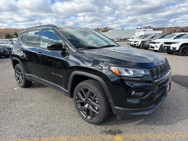 2026 Jeep Compass Limited Altitude's photo
