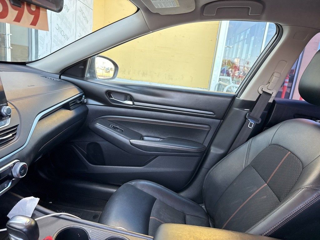 2020 Nissan Altima 2.5 SR photo 30