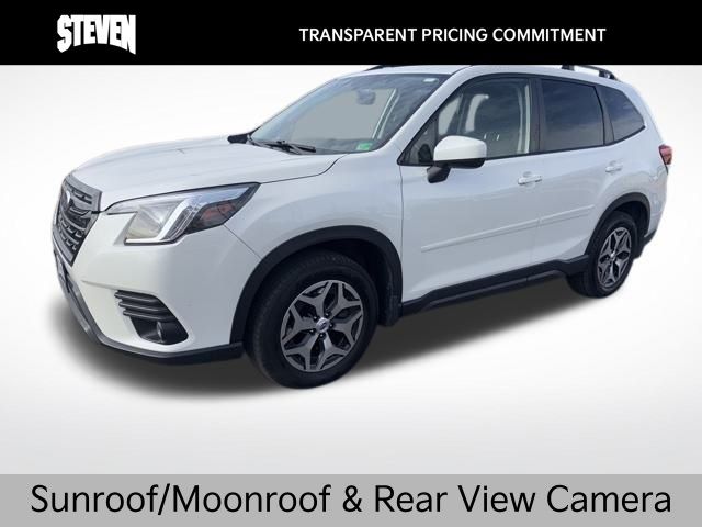 2022 Subaru Forester Premium's photo
