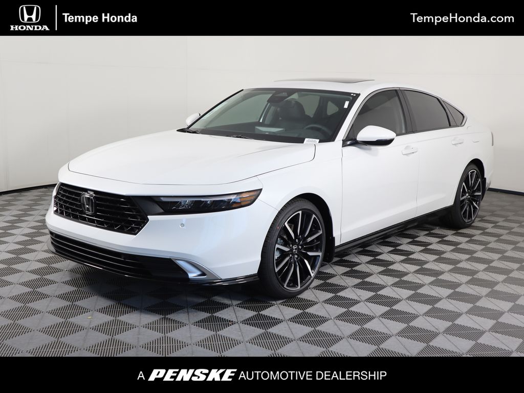 New 2025 Honda Accord Hybrid Touring 4D Sedan in Tempe #H52695