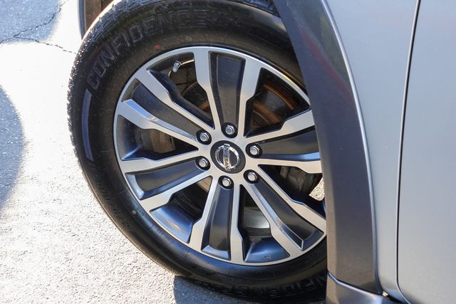 2019 Nissan Armada SL photo 10