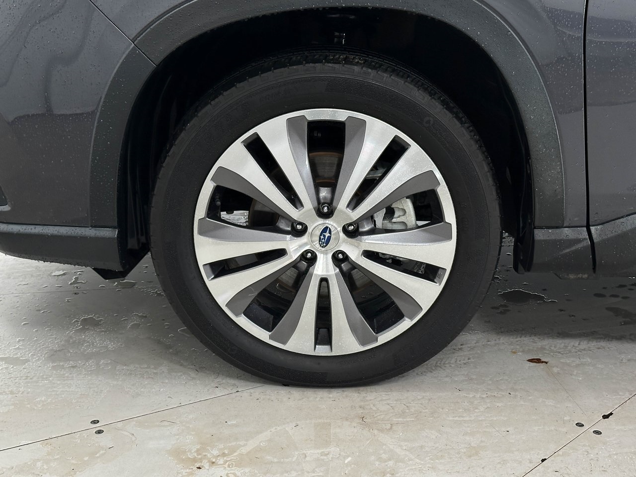 2022 Subaru Ascent Limited photo 22
