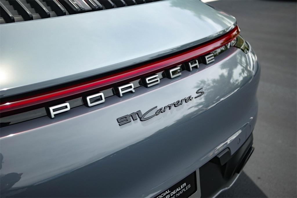 2024 Porsche 911 S photo 14