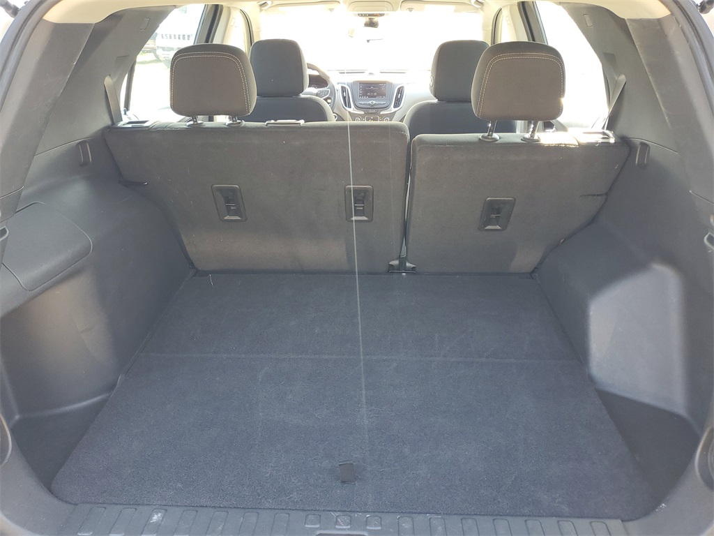 2023 Chevrolet Equinox LS photo 9
