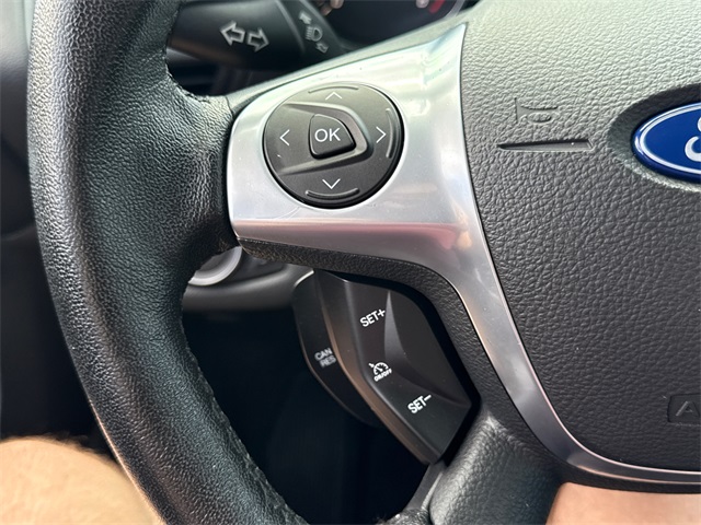2015 Ford Escape SE photo 16