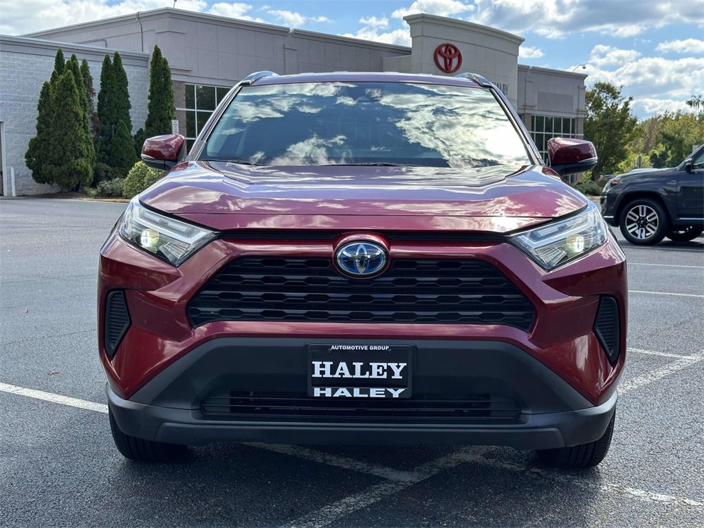 2024 Toyota RAV4 Hybrid XLE photo 13