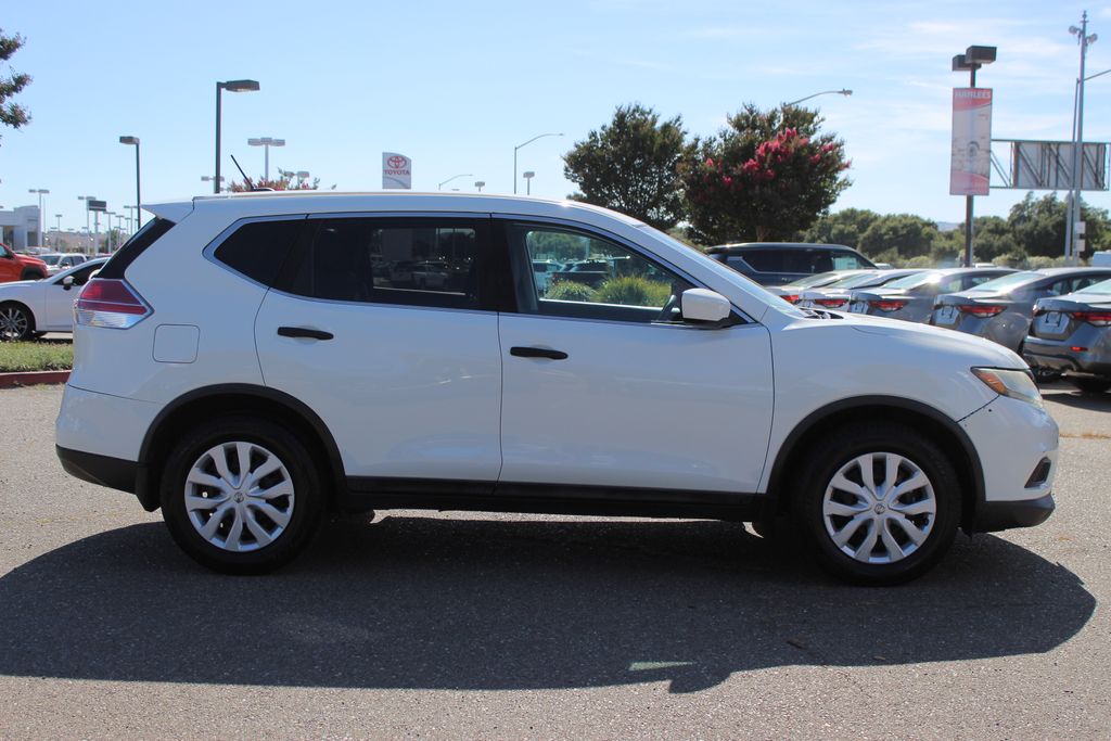 2016 Nissan Rogue S photo 3