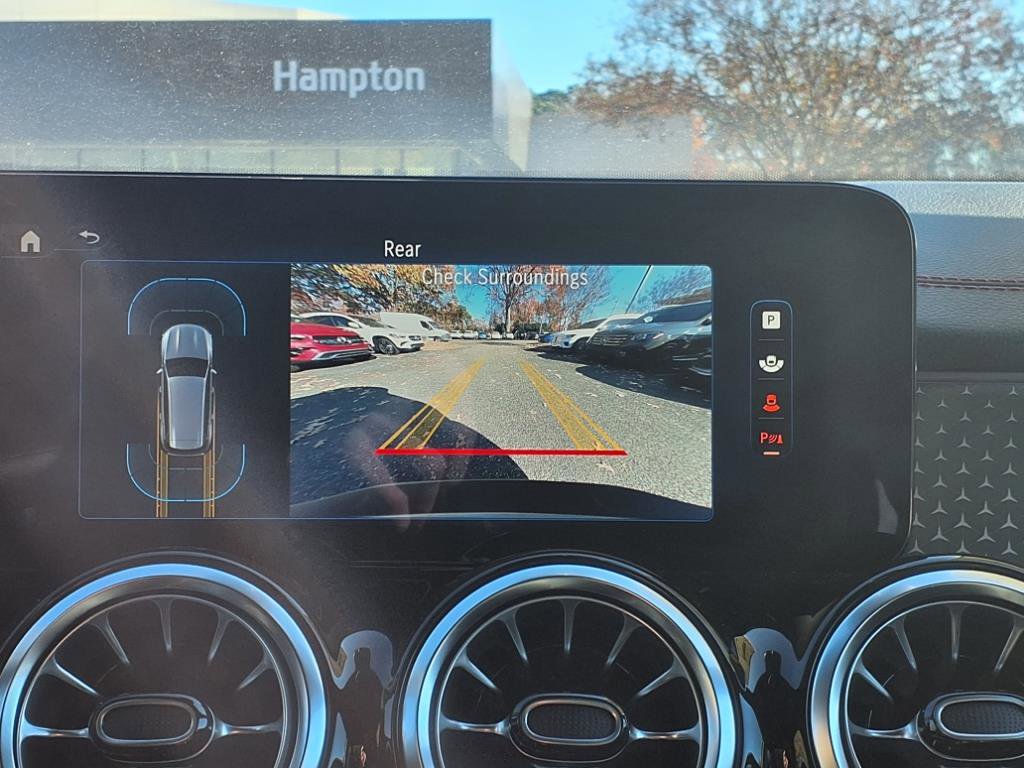 2024 Mercedes Benz EQB 300 4MATIC photo 13