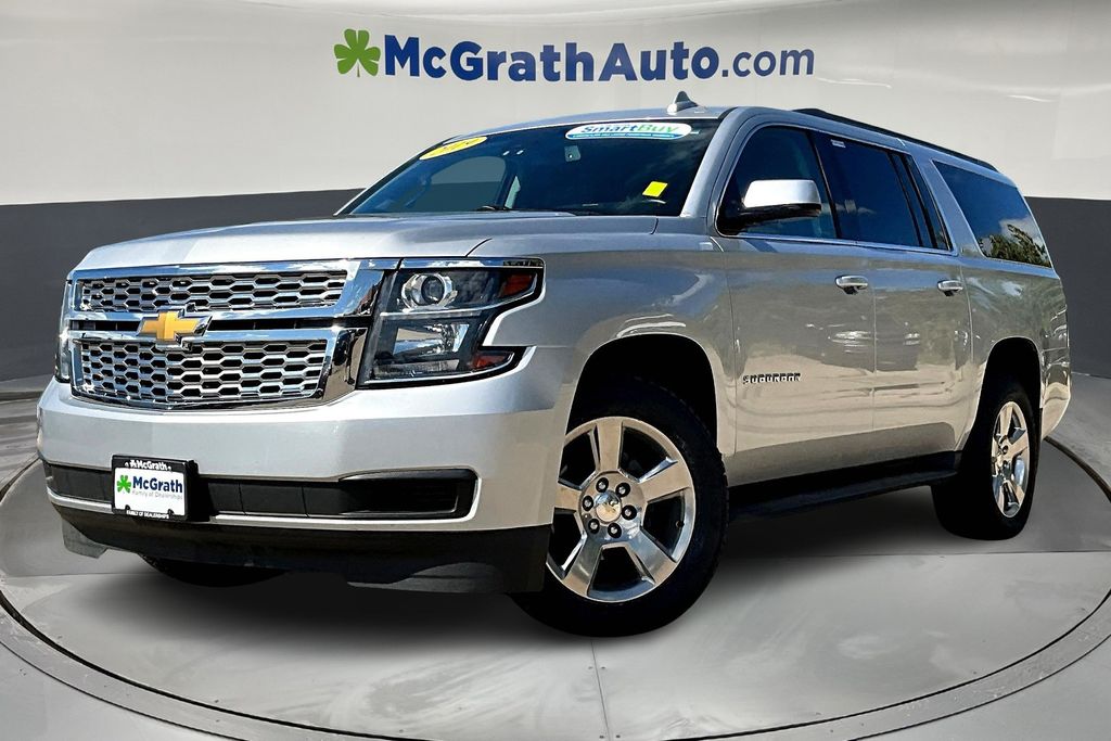 2019 Chevrolet Suburban LT photo 3