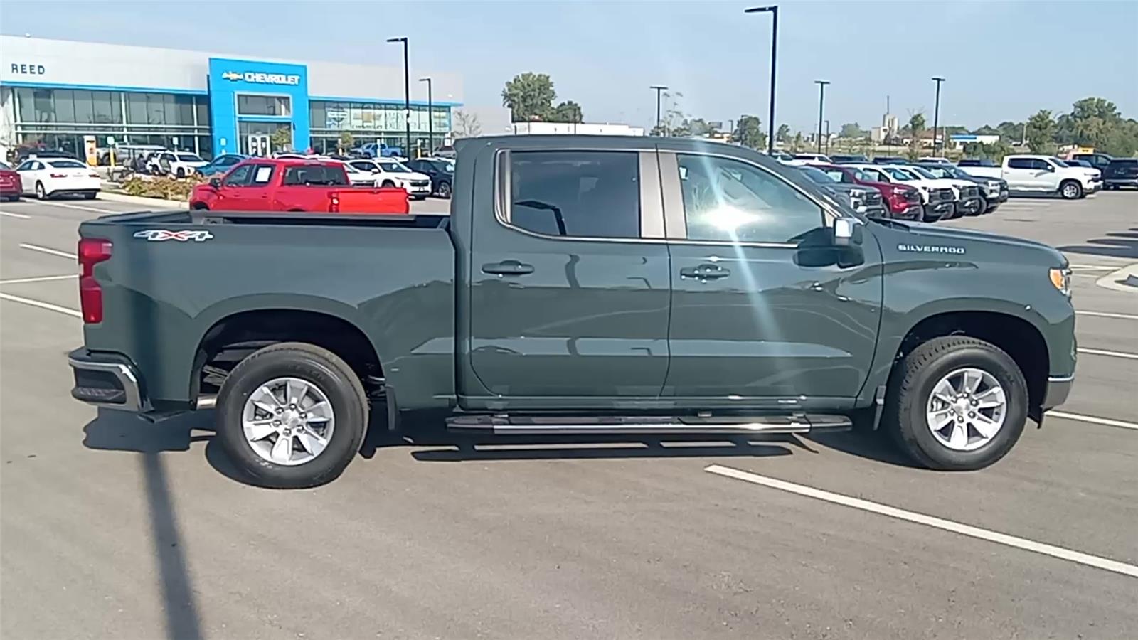 2026 Chevrolet Silverado 1500 LT photo 4