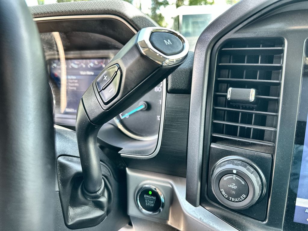 2023 Ford F-150 XLT photo 14