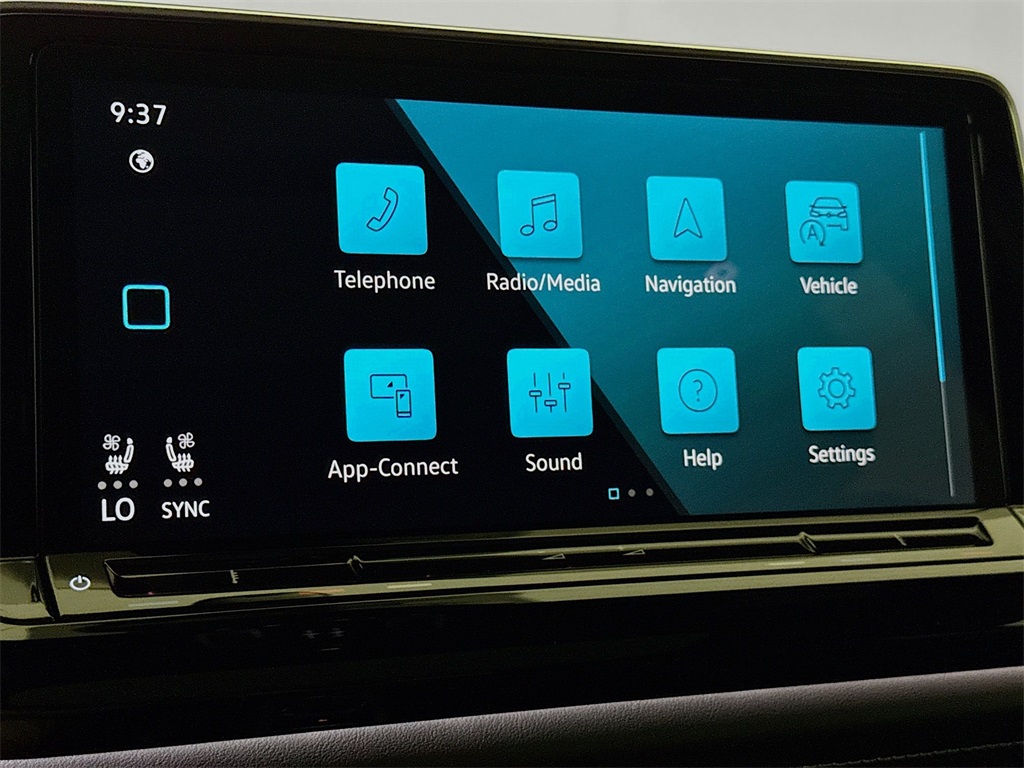 2025 Volkswagen Atlas Cross Sport SEL Premium R-Line photo 28