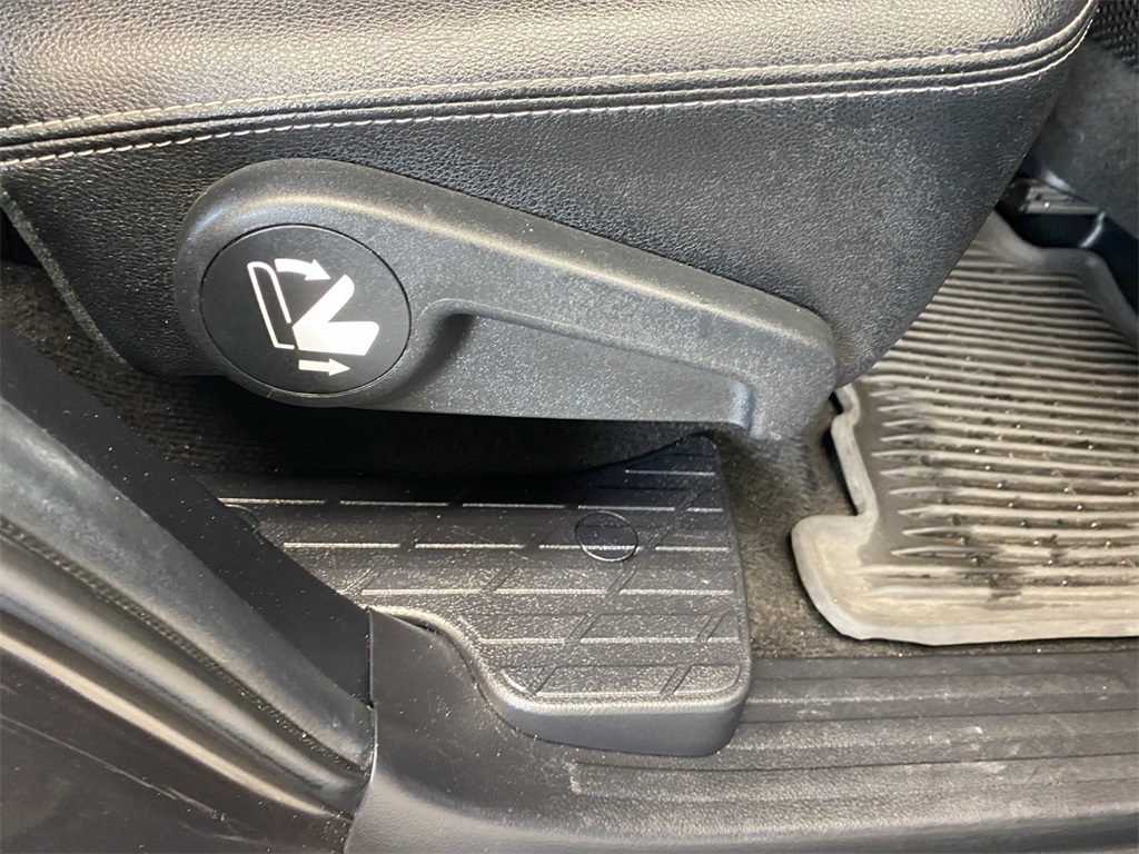 2021 Toyota 4Runner SR5 Premium photo 23
