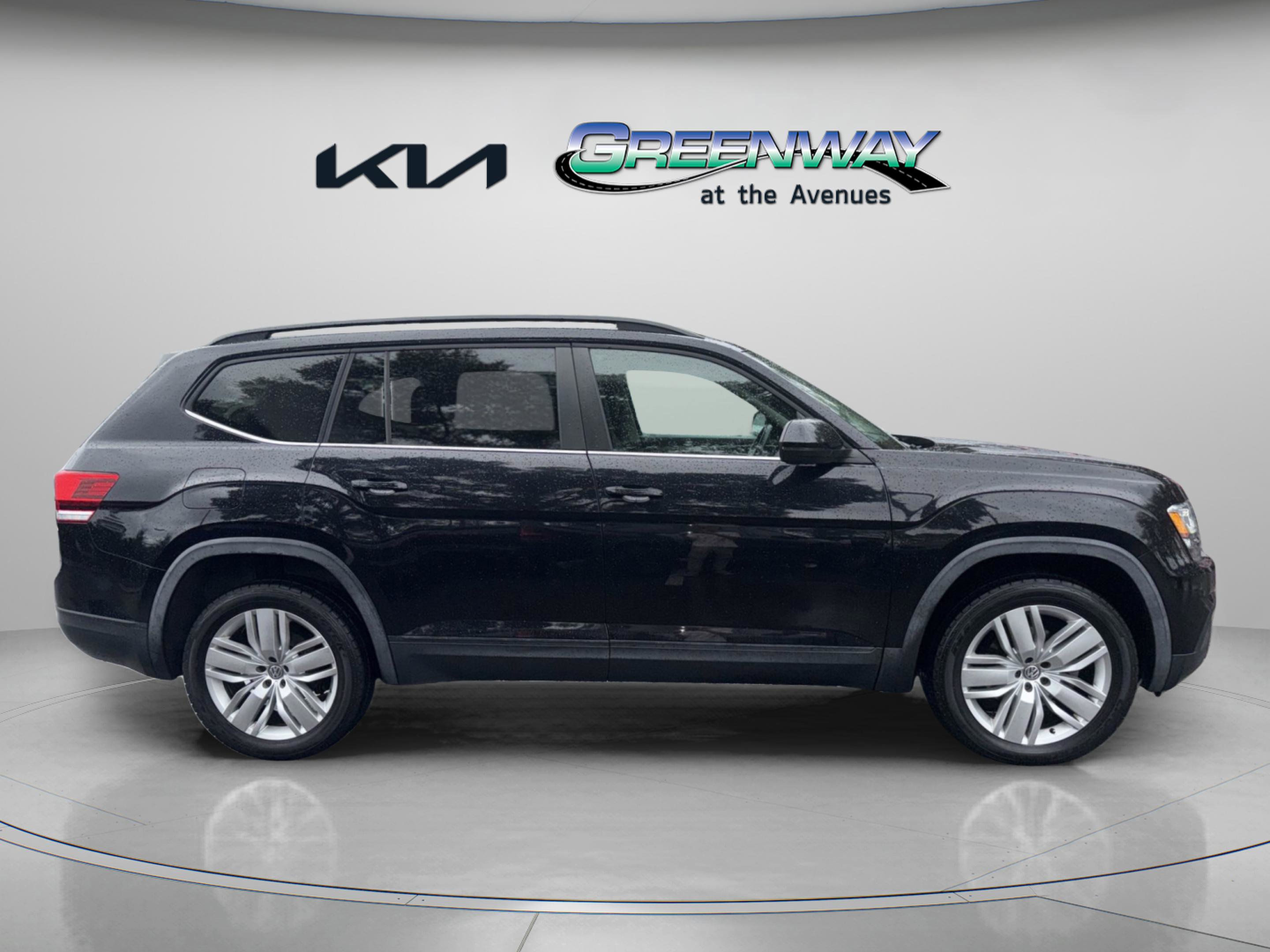 2020 Volkswagen Atlas SE Technology photo 4