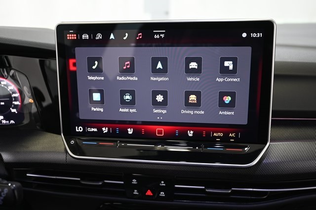 2025 Volkswagen Golf GTI SE photo 4