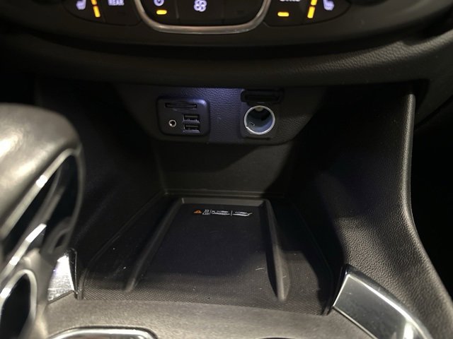 2022 Chevrolet Traverse Leather photo 19