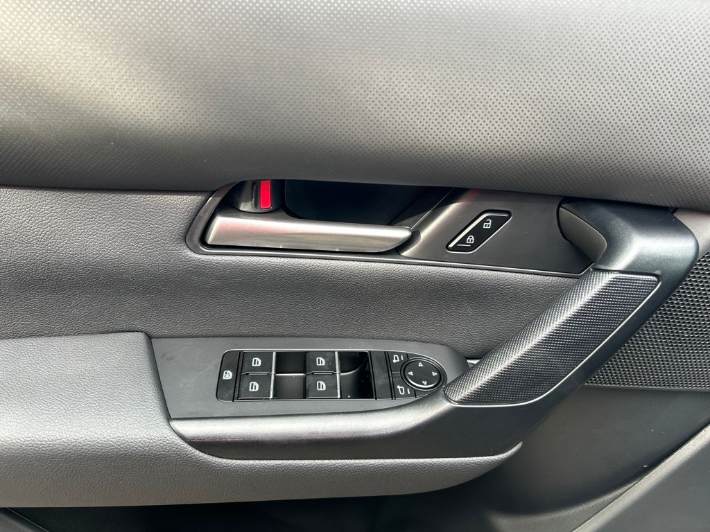 2025 Mazda CX-50 2.5 Select photo 9