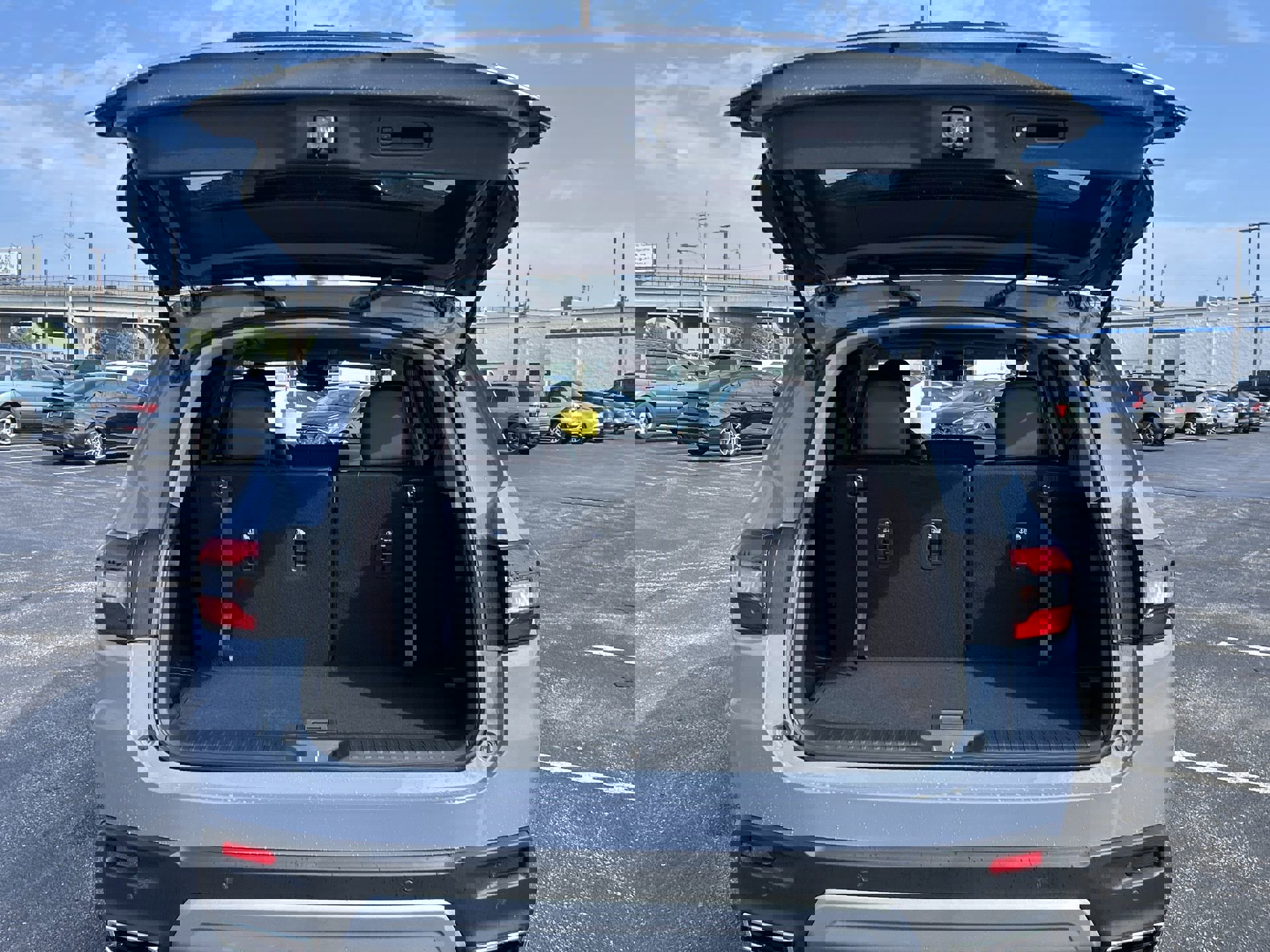 2025 Honda Pilot Touring photo 24