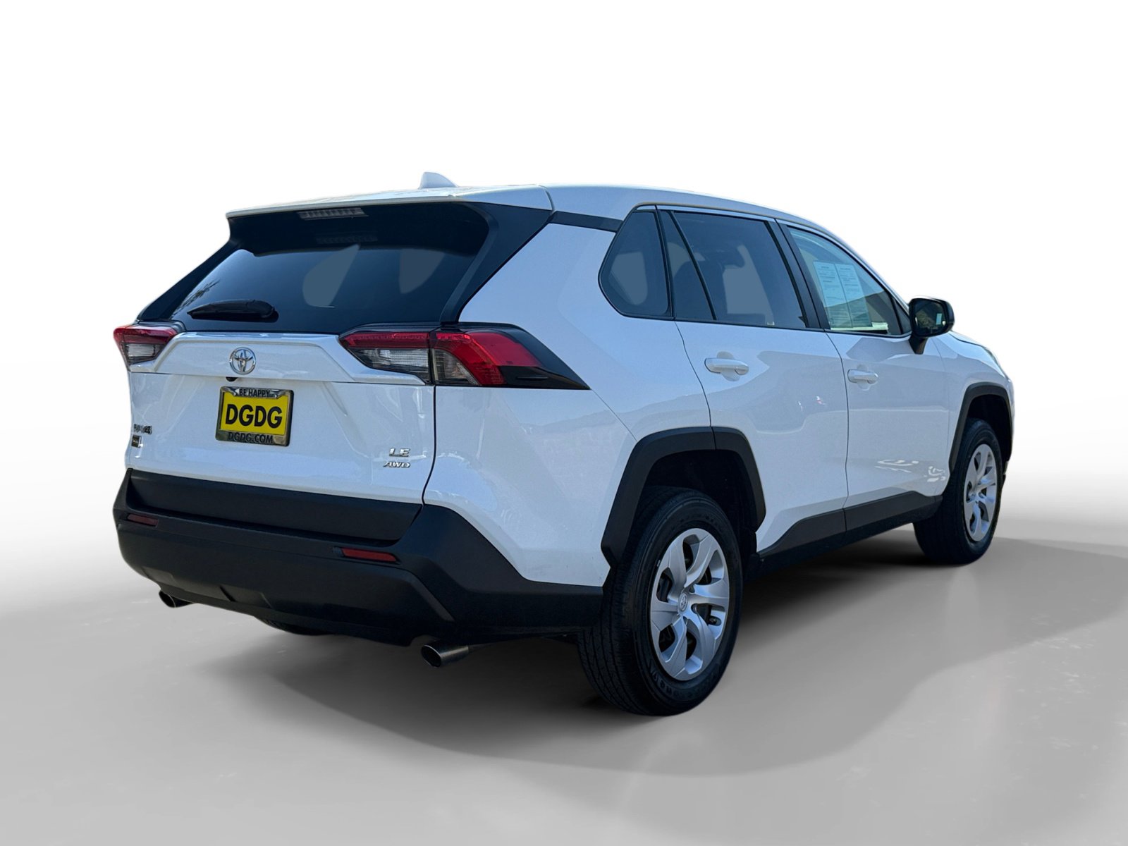 2024 Toyota RAV4 LE photo 4