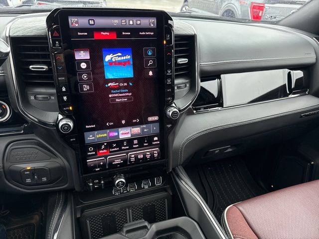 2025 Ram 2500 Limited photo 3