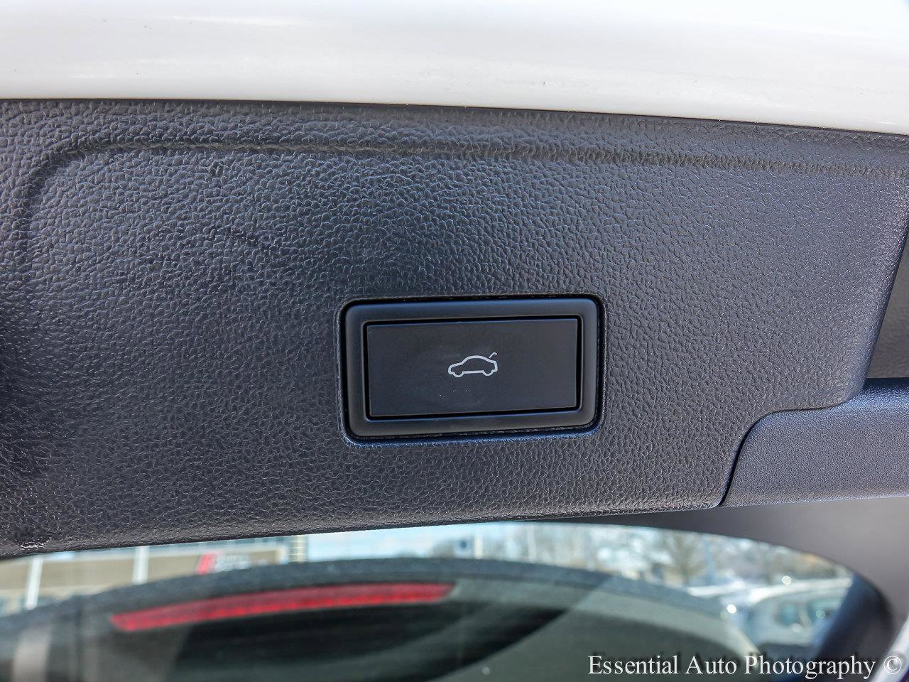 2025 VOLKSWAGEN ATLAS CROSS SPORT - Image 21